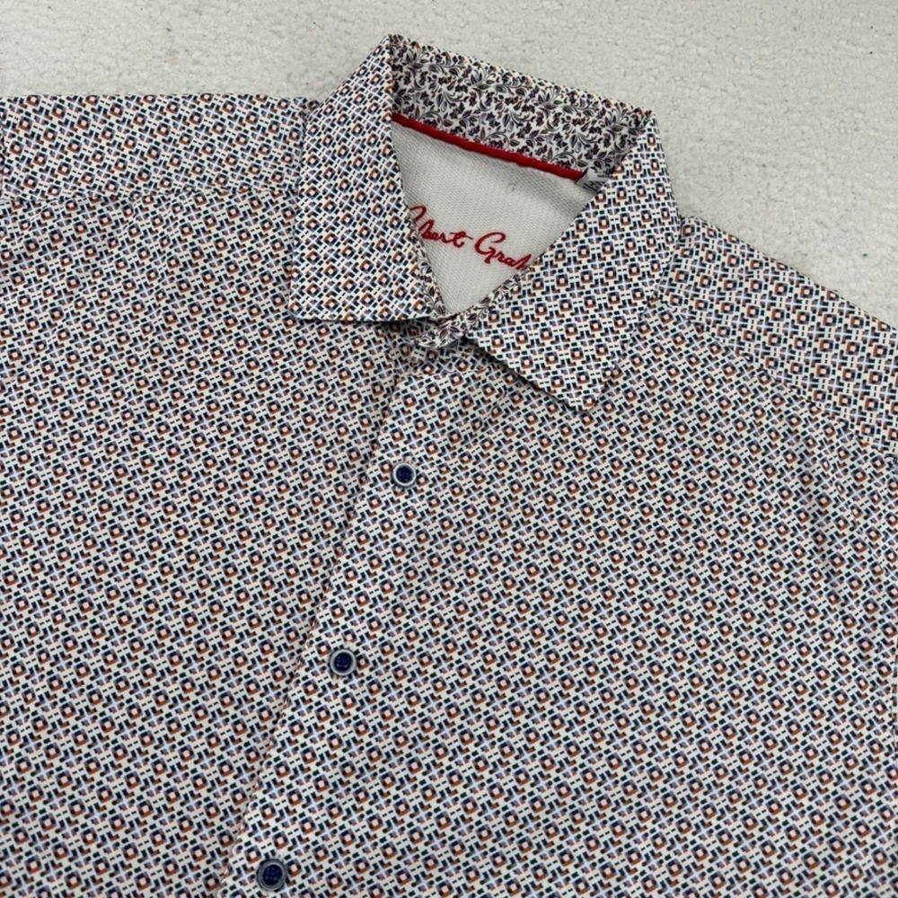 Robert Graham Shirt Mens XL White Geometric Classic Fit Short Sleeve Button Up